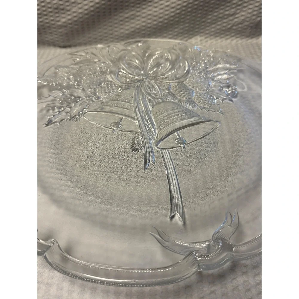 Mikasa Crystal Holiday Bells Mistletoe Scalloped Edge Hostess Platter 15